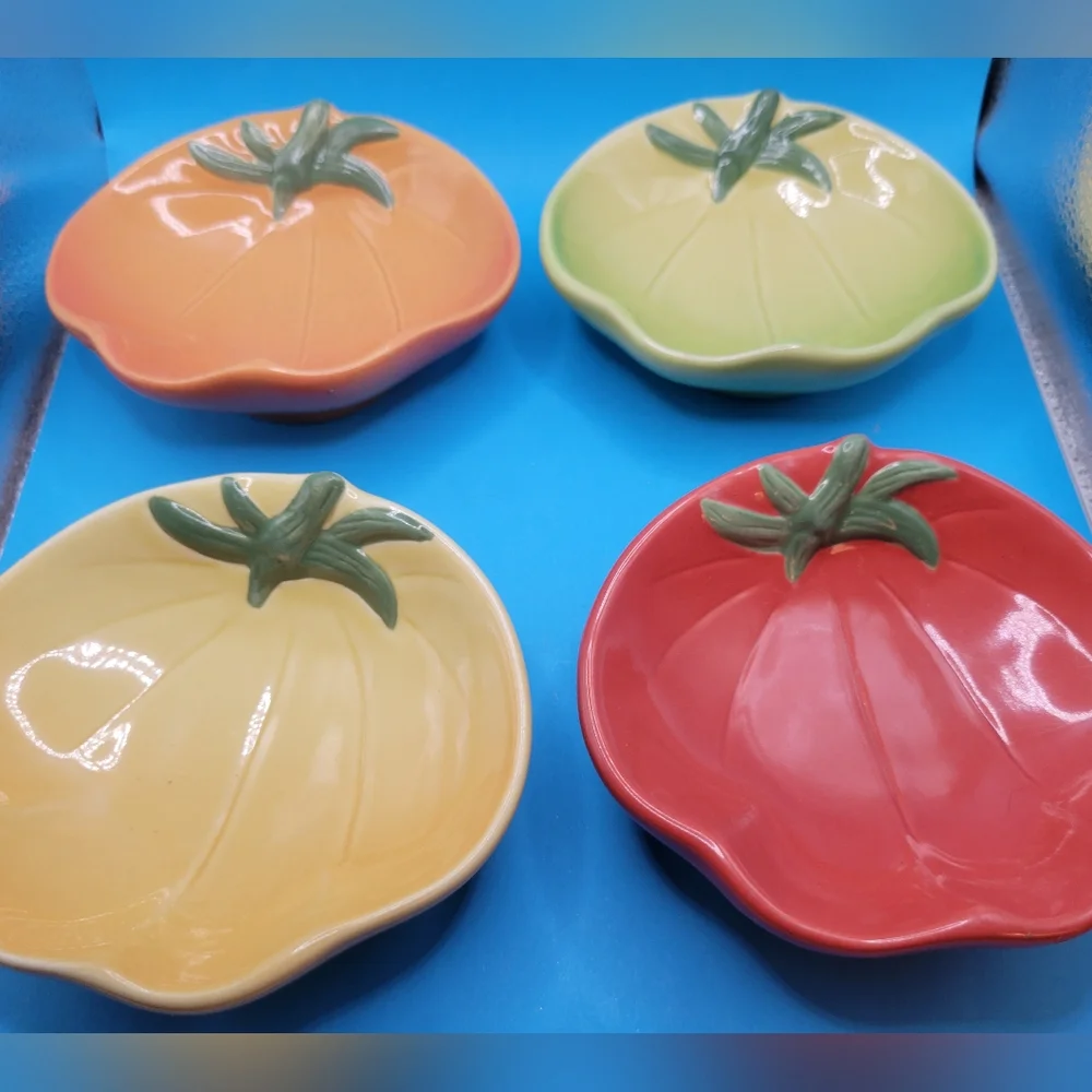 William Sonoma Heirloom Tomato Dishes